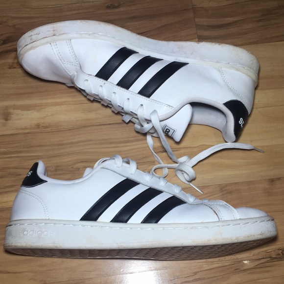 Adidas Men White Shoes Sz 9 - Picture 2 of 6